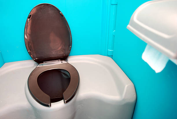 Best Portable restroom trailer rental  in Bellemont, AZ